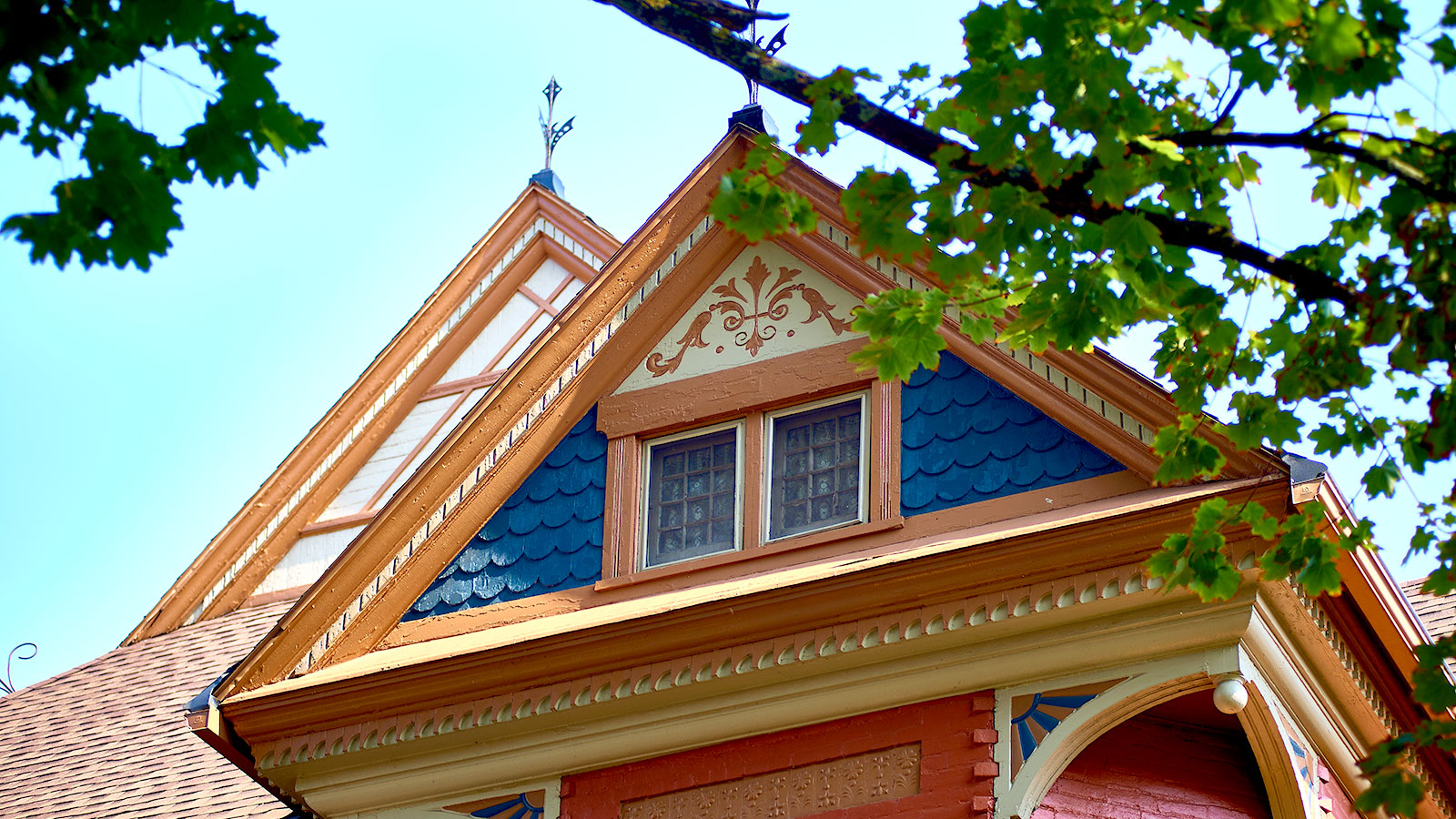 Housing & Real Estate image