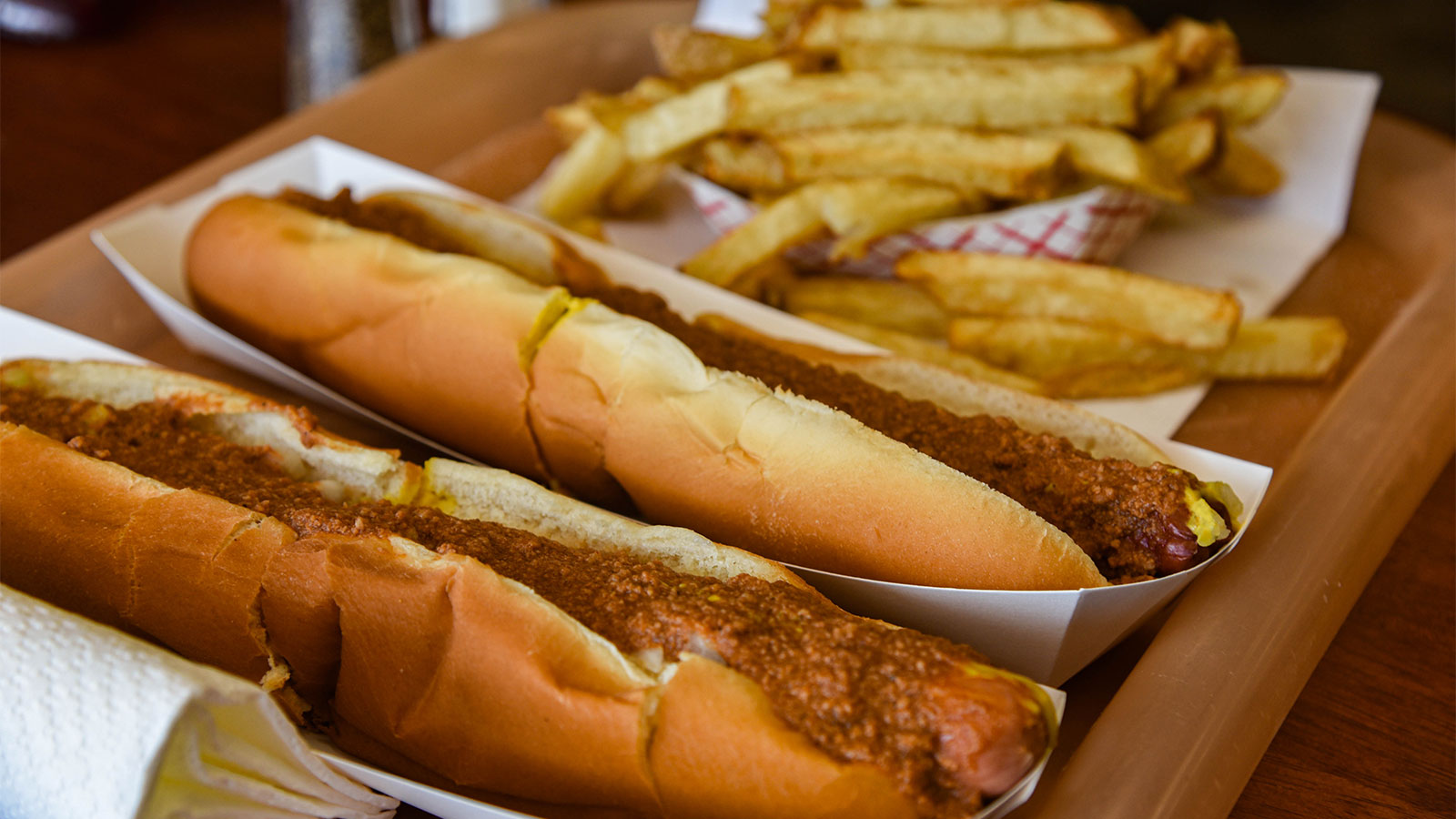 Torony’s Giant Hot Dogs Image