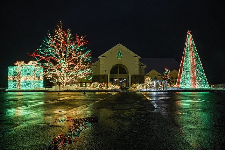 Stone Hedge Golf Course Sparks Holiday Joy at Festival of Lights 2020