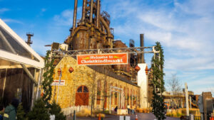 A wide view of the entrance to the Christkindlmarkt in Bethlehem, PA