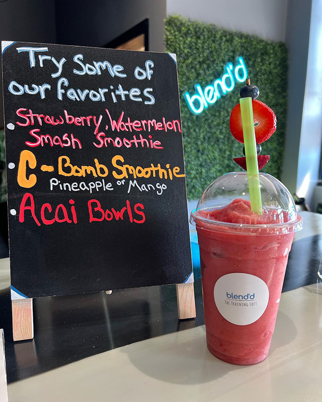 Blend smoothie outlet bar