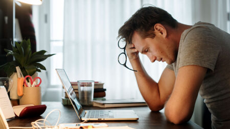 8 telltale symptoms of burnout — and what to do about it image