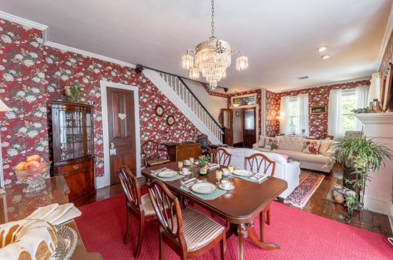 The Bella Victoria Bed & Breakfast image