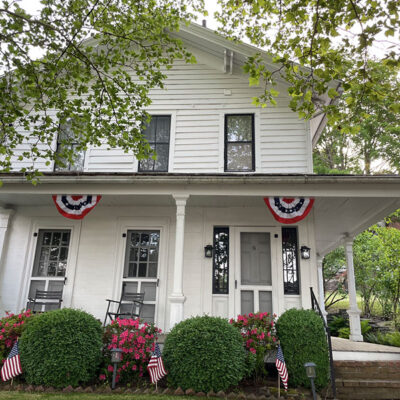 The White House on Warren image