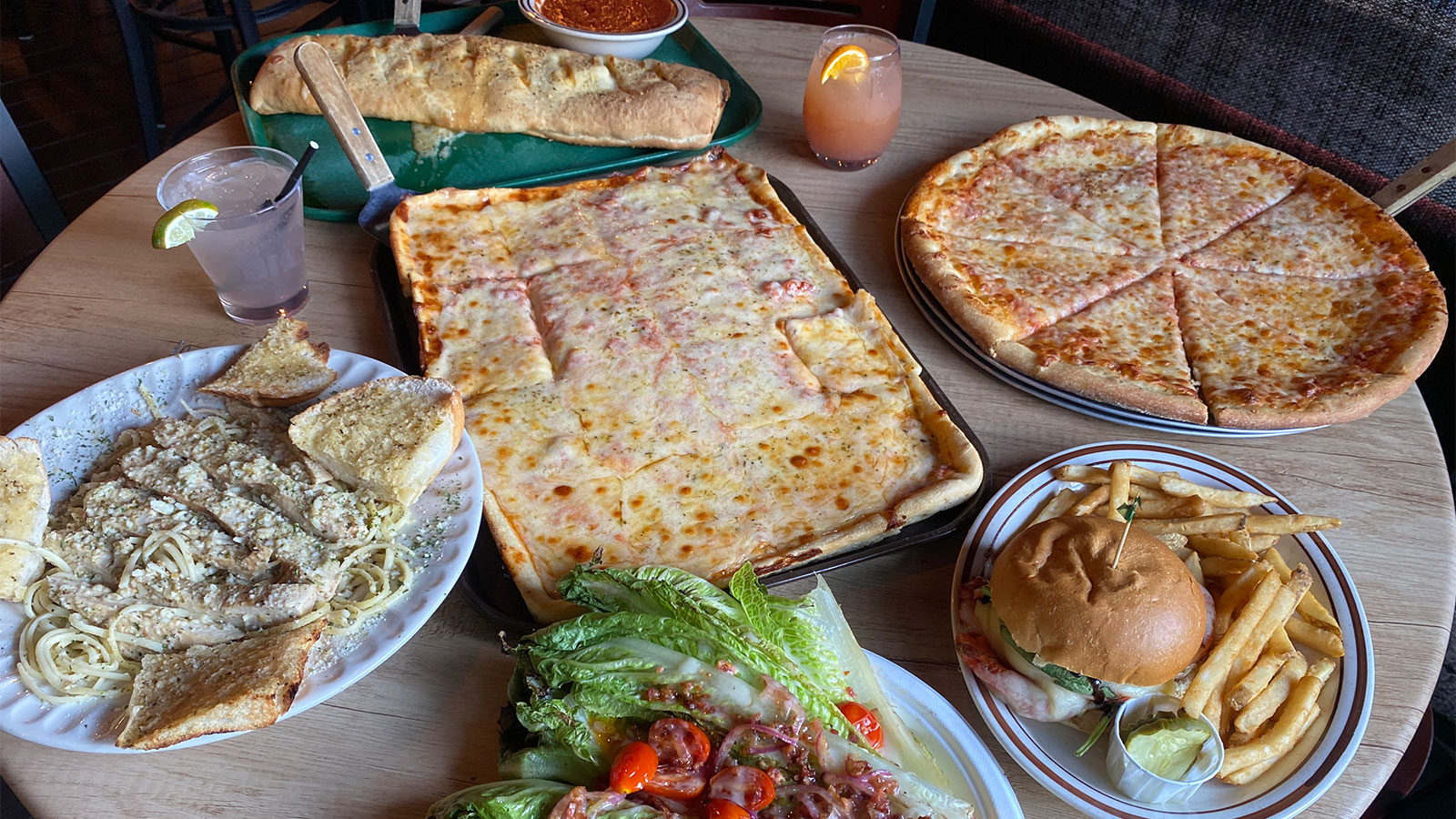 Waymart Hotel Restaurant & Saloon Image