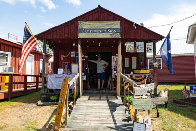 A store with a sign that says 