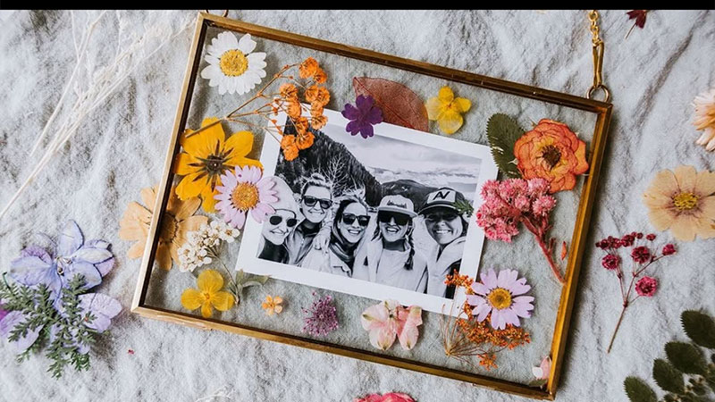 Pressed Flower Frame Workshop image