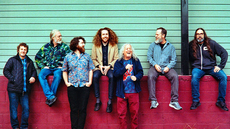 Railroad Earth image