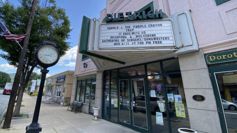 Life of Pi - National Theatre Live on Screen image