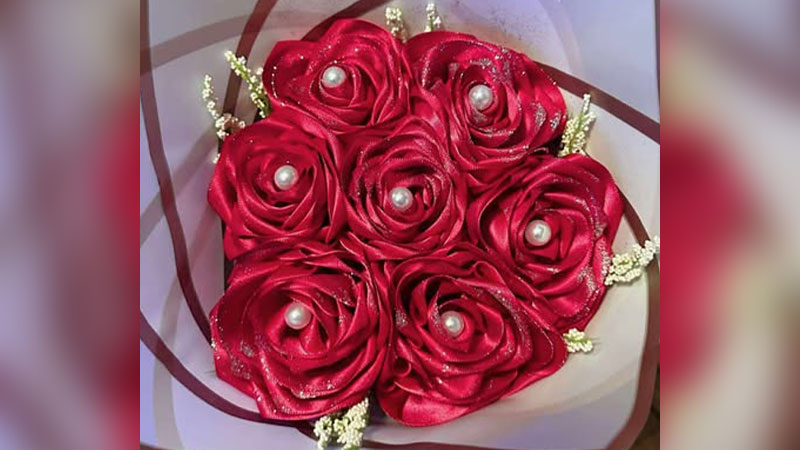 A ribbon bouquet on display for the Ribbon Flower bouquet Workshop at Back Mountain Makery in Dallas, PA.