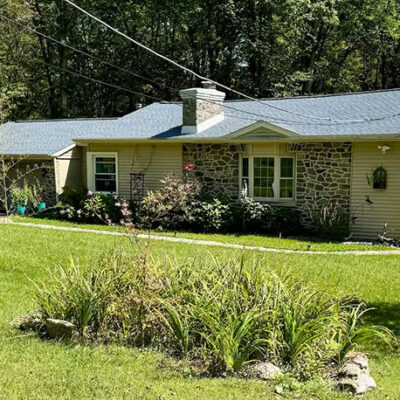 Flying Turtle Cottage image