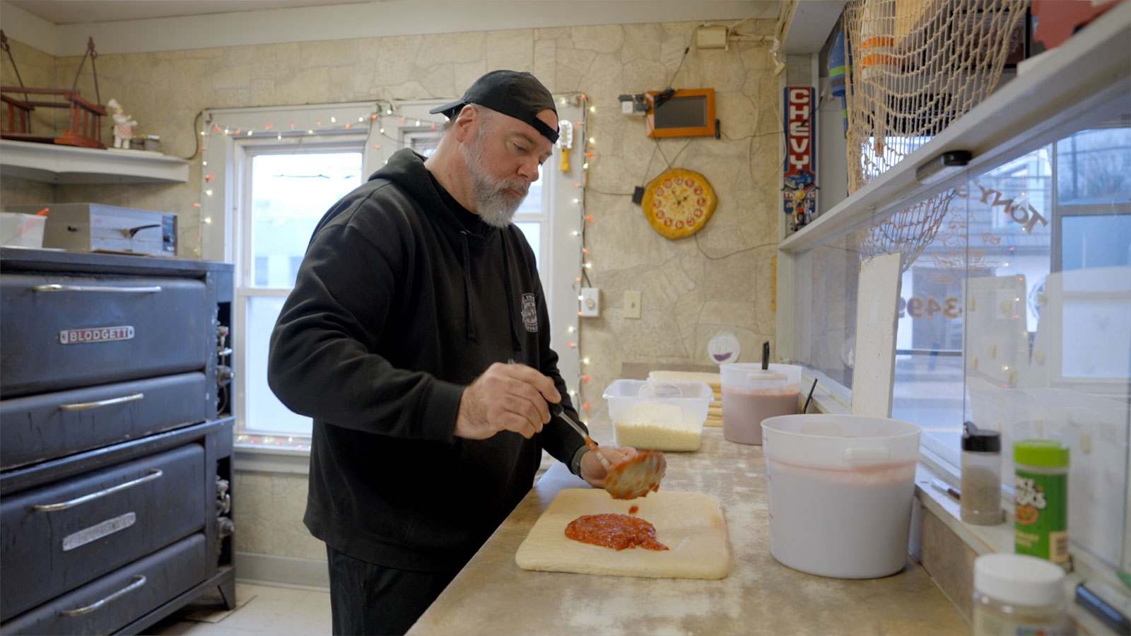 Tony’s Pizza Image